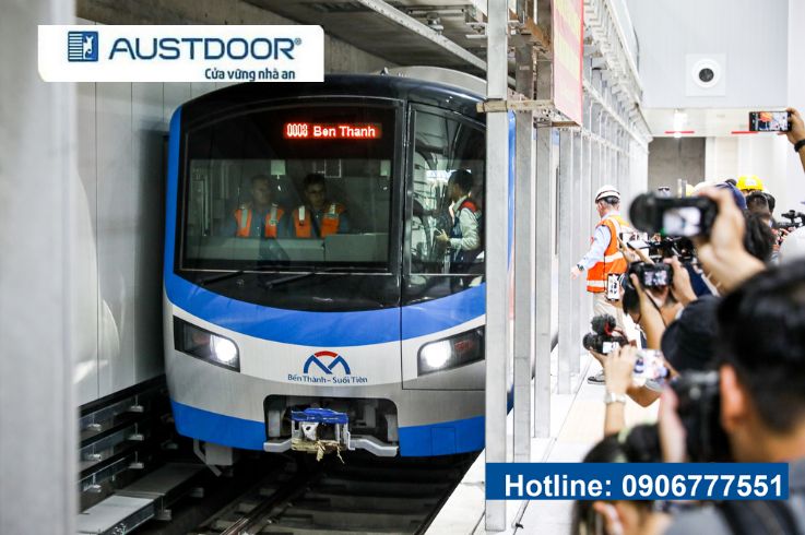 Metro TP.HCM Giải Pháp Cửa Cuốn Hiện Đại Và An Toàn