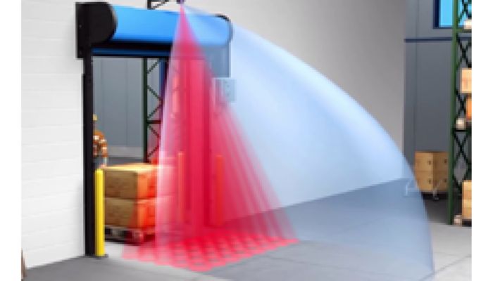 cua-cuon-nhanh-kho-lanh-3